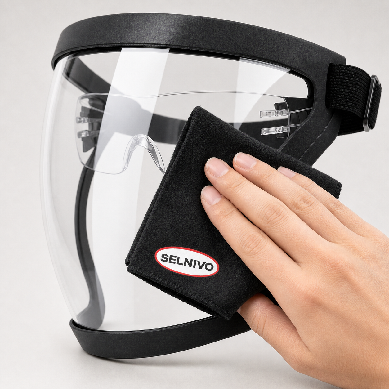 Selnivo™ Reusable Anti-Fog Visor Cloth
