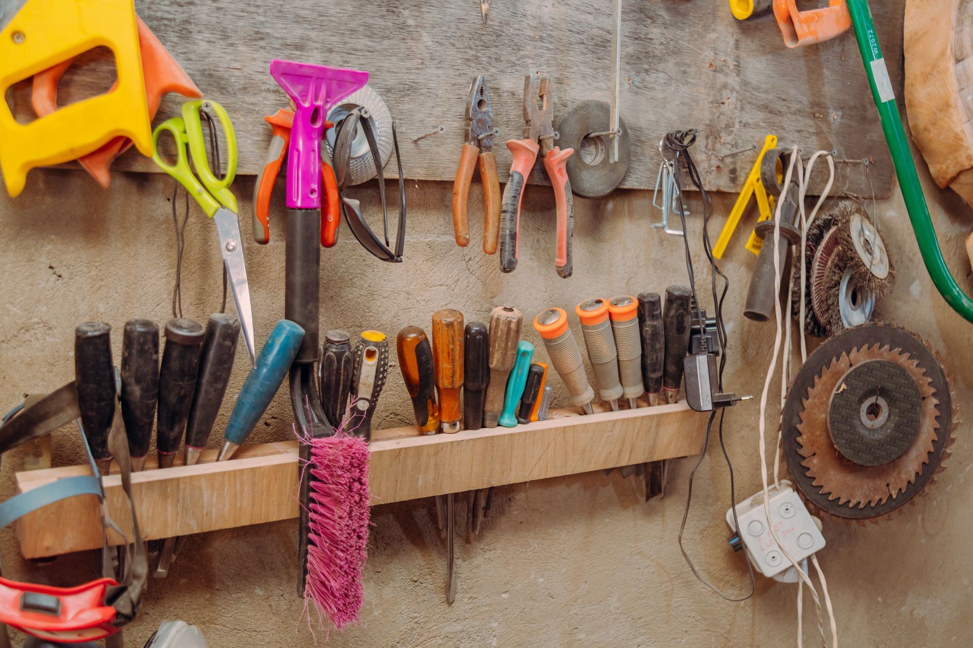 Selnivo Tools and Hardware